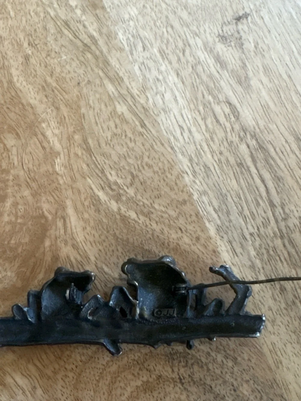 JJ Jonette Bronze Frog brooch Frogs on a log campfire whimsical jewelry